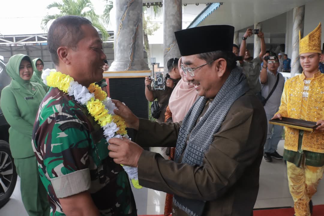 Bupati Tanjab Barat Sambut Kunjungan Kerja Danrem 042/Garuda Putih